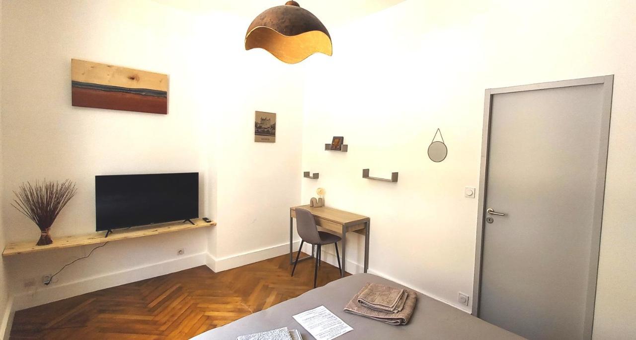 Histoire De Loire : Gabrielle Hotel โซมูร์ ภายนอก รูปภาพ